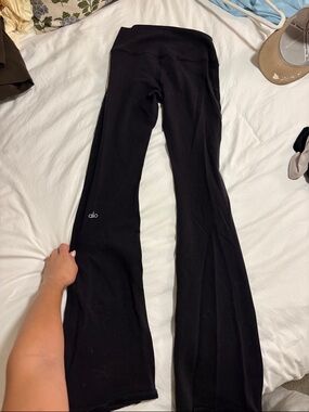 ALO Yoga Black Flare Leggings